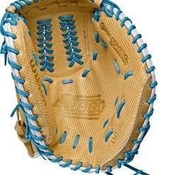 34 Inch Wilson A2000 SuperSkin Aubree Munro Game Model Women's Fastpitch Softball Catcher Mitt WBW10043634 -Fastpitch Softball Gloves Shop wilson a2000 superskin aubree munro game model 34 inch womens fastpitch softball catchers mitt wbw10 8